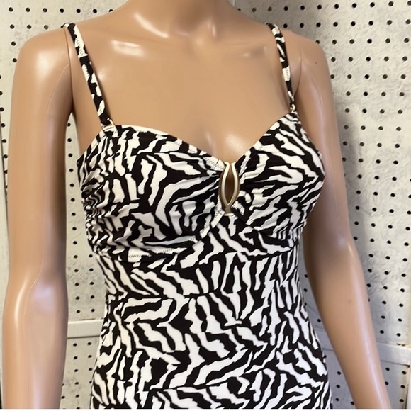 Lands' End Brown & White Zebra Print One Piece Swimsuit-🆕 - Picture 2 of 12